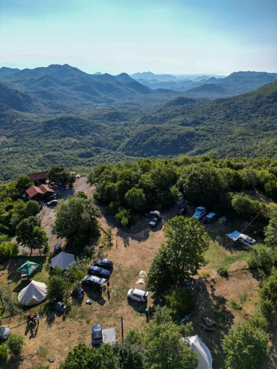 Hotel Camp Oaza,Lipa Cetinje Exterior foto